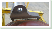 Halterung für Hydraulikzylinder an Lenkachse Halterung für Hydraulikzylinder an Lenkachse